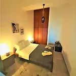Modern Ground Floor On The Pebbles Apartment *