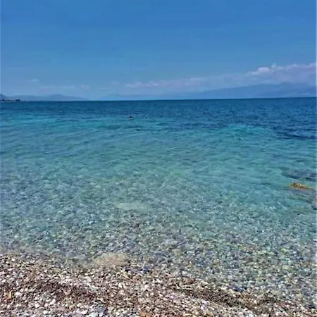 Modern Ground Floor On The Pebbles * Paralia Platanou