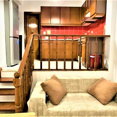 Modern Ground Floor On The Pebbles