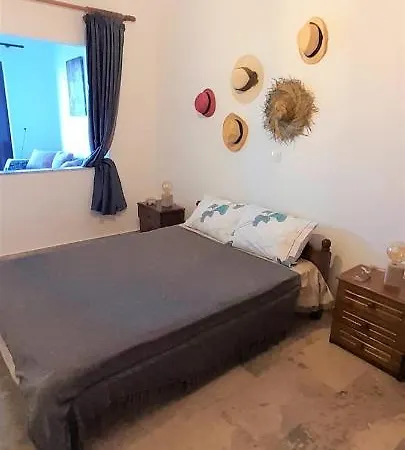 아파트 Modern Ground Floor On The Pebbles *