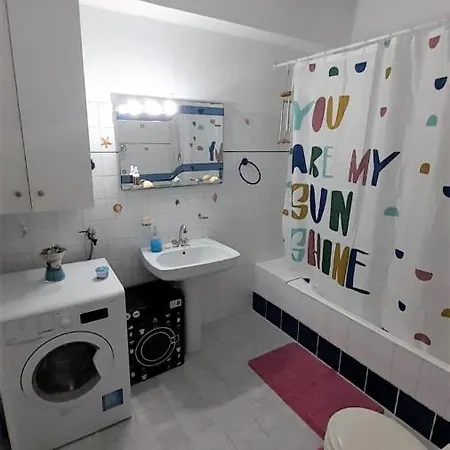 아파트 Modern Ground Floor On The Pebbles