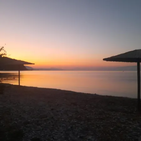 Appartement Modern Ground Floor On The Pebbles Paralia Platanou