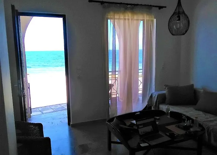 Διαμέρισμα Modern Ground Floor On The Pebbles *