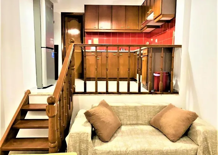 Modern Ground Floor On The Pebbles